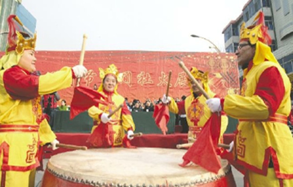 太谷县万民欢腾闹元宵图片
